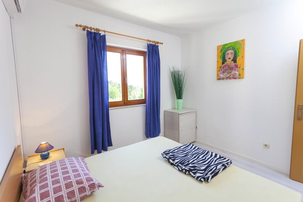 Meri Apartments - Puharic Makarska Oda fotoğraf