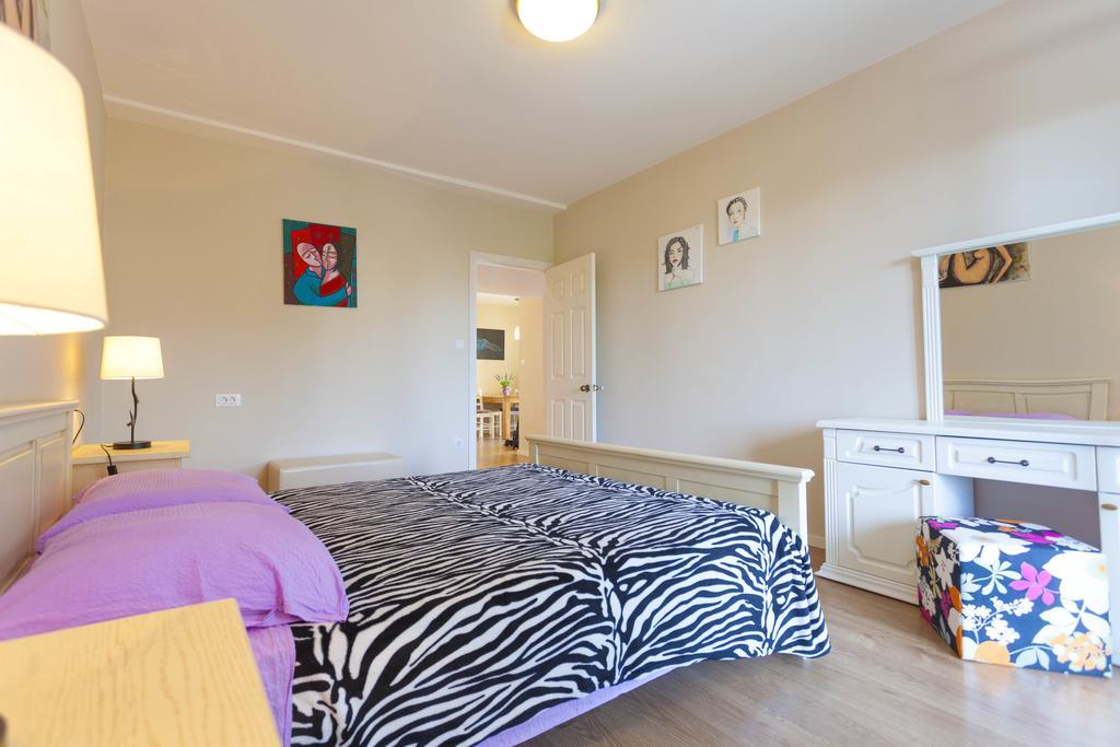 Meri Apartments - Puharic Makarska Oda fotoğraf